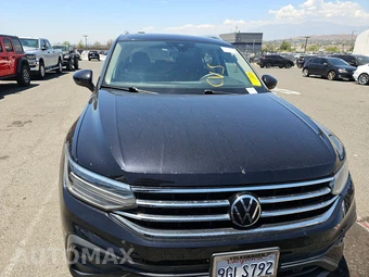 2023 Volkswagen Tiguan SE – miniatura 2