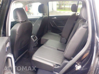 2023 Volkswagen Tiguan SE – miniatura 10