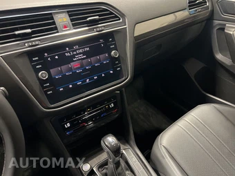 2023 Volkswagen Tiguan SE - miniatura 18