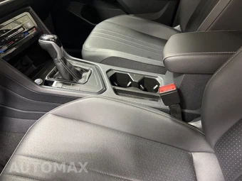 2023 Volkswagen Tiguan SE - miniatura 24