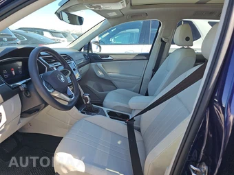 2023 Volkswagen Tiguan SE – miniatura 7