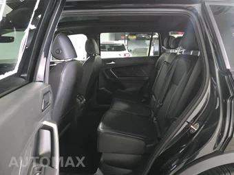 2023 Volkswagen Tiguan SE R-Line Black - miniatura 13