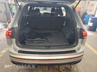 2023 Volkswagen Tiguan SE R-Line Black - miniatura 16