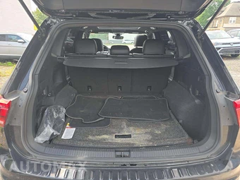 2023 Volkswagen Tiguan SE R-Line Black - miniatura 14