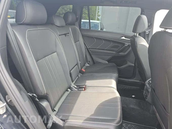 2023 Volkswagen Tiguan SE R-Line Black - miniatura 16