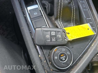 2023 Volkswagen Tiguan SE R-Line Black - miniatura 8