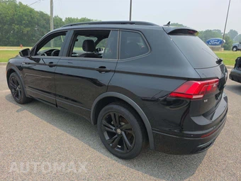 2023 Volkswagen Tiguan SE R-Line Black - miniatura 2