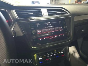 2023 Volkswagen Tiguan SE R-Line Black - miniatura 10
