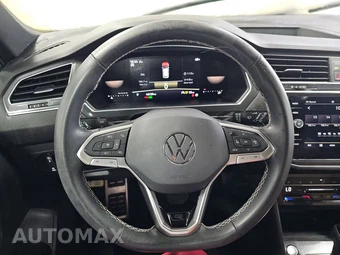 2023 Volkswagen Tiguan SE R-Line Black - miniatura 10