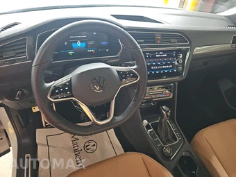 2023 Volkswagen Tiguan SE R-Line Black - miniatura 11