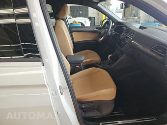 2023 Volkswagen Tiguan SE R-Line Black - miniatura 8