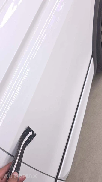 2023 Volkswagen Tiguan SE R-Line Black - miniatura 24