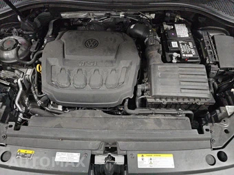 2023 Volkswagen Tiguan SE R-Line Black - miniatura 16