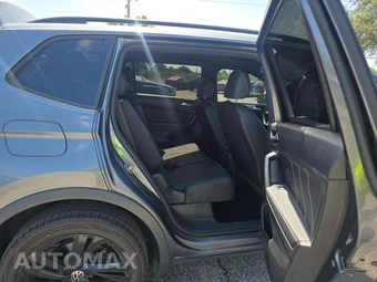 2023 Volkswagen Tiguan SE R-Line Black - miniatura 17
