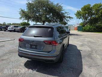 2023 Volkswagen Tiguan SE R-Line Black - miniatura 3