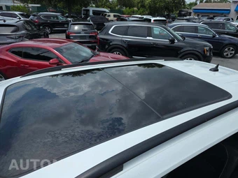 2023 Volkswagen Tiguan SE R-Line Black - miniatura 12
