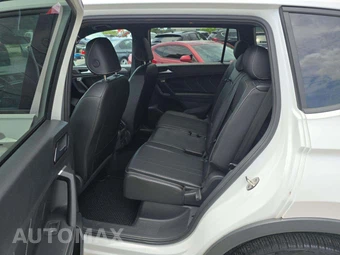 2023 Volkswagen Tiguan SE R-Line Black - miniatura 13