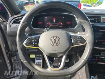 2023 Volkswagen Tiguan SE R-Line Black - miniatura 10
