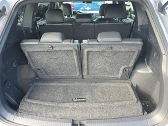 2023 Volkswagen Tiguan SE R-Line Black - miniatura 17