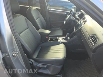 2023 Volkswagen Tiguan SE R-Line Black - miniatura 8