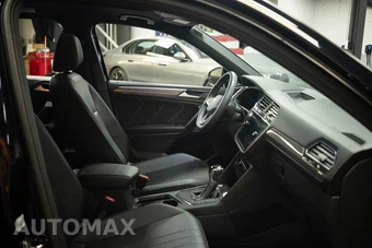 2023 Volkswagen Tiguan SE R-Line Black - miniatura 14