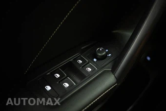 2023 Volkswagen Tiguan SE R-Line Black - miniatura 30
