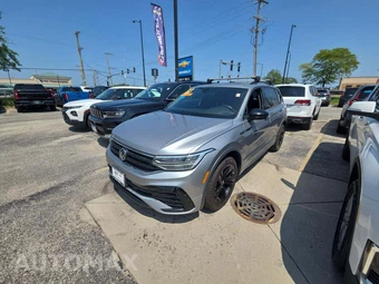 2023 Volkswagen Tiguan SE R-Line Black