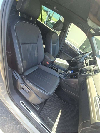 2023 Volkswagen Tiguan SE R-Line Black - miniatura 16
