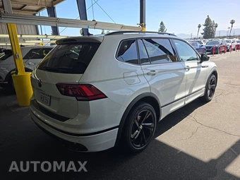 2023 Volkswagen Tiguan SE R-Line Black - miniatura 4
