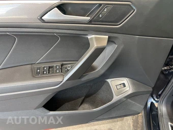 2023 Volkswagen Tiguan SE R-Line Black - miniatura 11