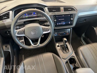 2023 Volkswagen Tiguan SE R-Line Black - miniatura 12