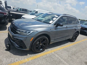 2023 Volkswagen Tiguan SE R-Line Black