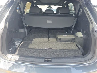 2023 Volkswagen Tiguan SE R-Line Black - miniatura 16