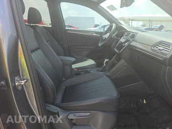 2023 Volkswagen Tiguan SE R-Line Black - miniatura 8