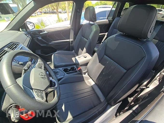 2023 Volkswagen Tiguan SE R-Line Black - miniatura 6