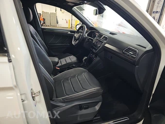 2023 Volkswagen Tiguan SEL R-Line - miniatura 8