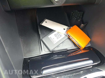 2023 Volvo C40 Recharge Core - miniatura 8