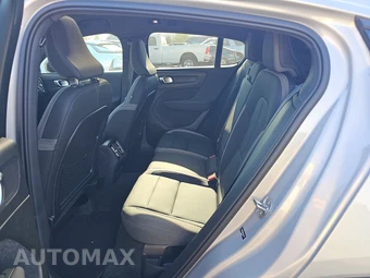 2023 Volvo C40 Recharge Core - miniatura 13