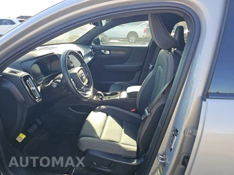 2023 Volvo C40 Recharge Core - miniatura 7