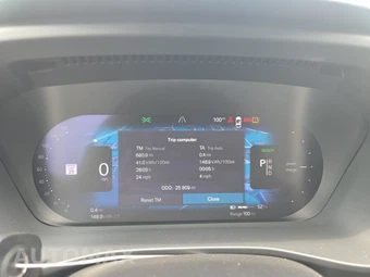 2023 Volvo C40 Recharge Core - miniatura 12