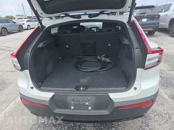 2023 Volvo C40 Recharge Core - miniatura 16