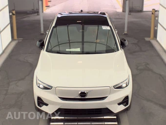 2023 Volvo C40 Recharge Core - miniatura 2