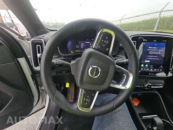 2023 Volvo C40 Recharge Core - miniatura 10
