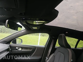 2023 Volvo C40 Recharge Core - miniatura 19