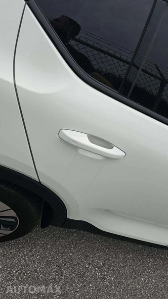 2023 Volvo C40 Recharge Core - miniatura 25