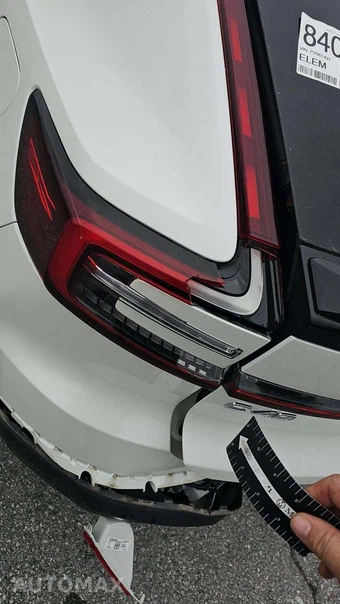 2023 Volvo C40 Recharge Core - miniatura 29