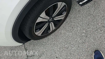 2023 Volvo C40 Recharge Core - miniatura 33