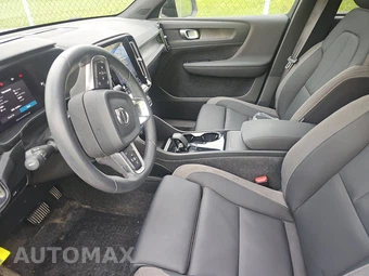 2023 Volvo C40 Recharge Core - miniatura 7