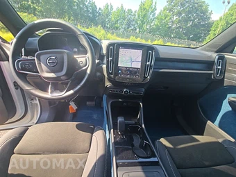 2023 Volvo C40 Recharge P8 Ultimate - miniatura 11