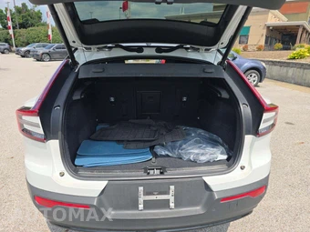 2023 Volvo C40 Recharge P8 Ultimate - miniatura 11